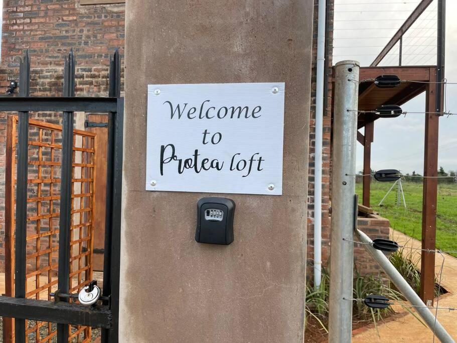 Protea Loft - Romantic Stay - No Load Shedding Hilton Exterior foto